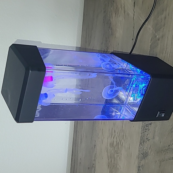 Black LED Jelly Fish Water Fountain with USB - Picture 4 of 7